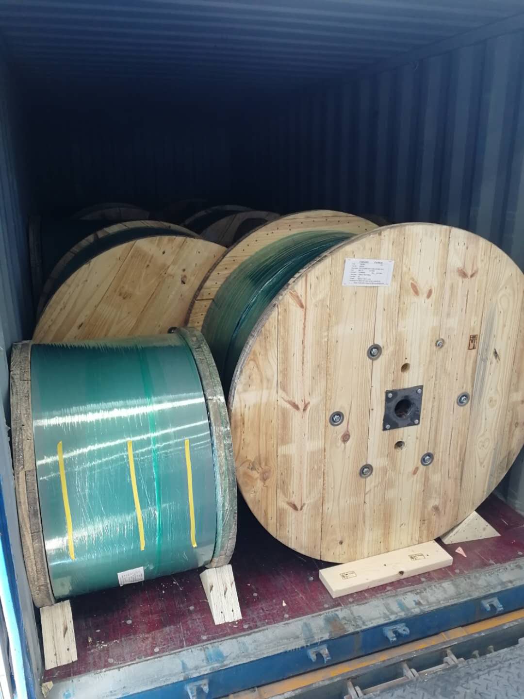 德赢VWIN科技出口发箱逆势增长(图2) 德赢VWIN科技出口发箱逆势增长(图2)